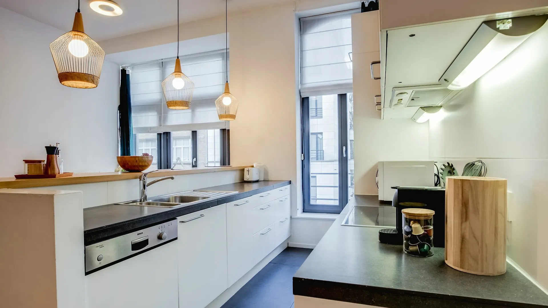 Sweet Inn Apartments - Livourne II Brussels Belgium